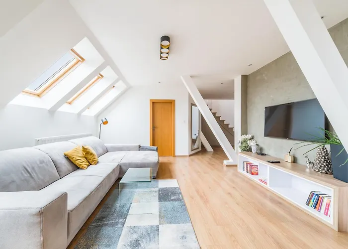 דירה Valori - 100m2 פודבראדי